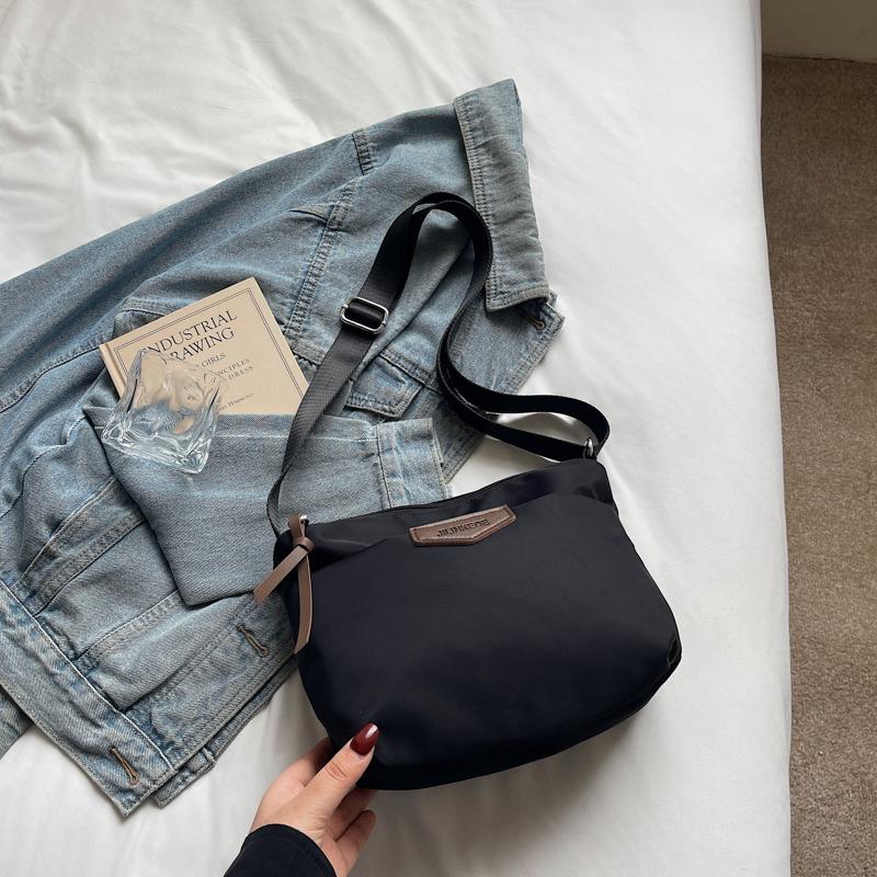 Shoulder Bag Women's Bag Lightweight Multi-Compartment Mother Bag