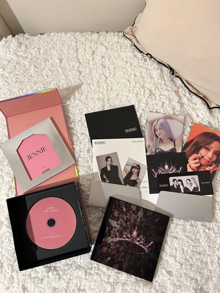 [USED] BLACKPINK 1st Full Album THE ALBUM