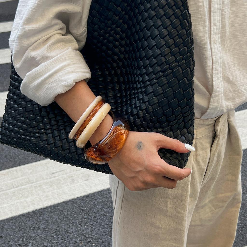 Y2K Boho Transparent Resin Acrylic Bangles for Women 2025 New Fashion Geometric Irregular Bracelet Aesthetic Jewelry