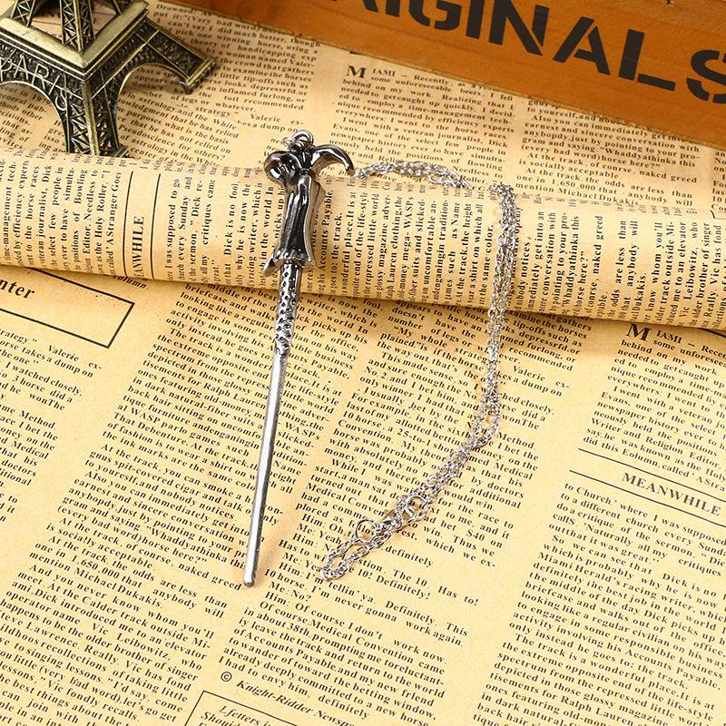 Harry Potter Cosplay Props Magic Wand Metal Pendant Keyring Car Backpack Key Holder Vintage Jewelry Christmas Gift for Friends