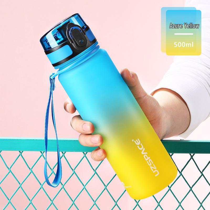 High-Value Gradient Water Bottle: Portable Plastic Cup for Sports & Fitness - Unisex Design for Summer Students & Trendsetters