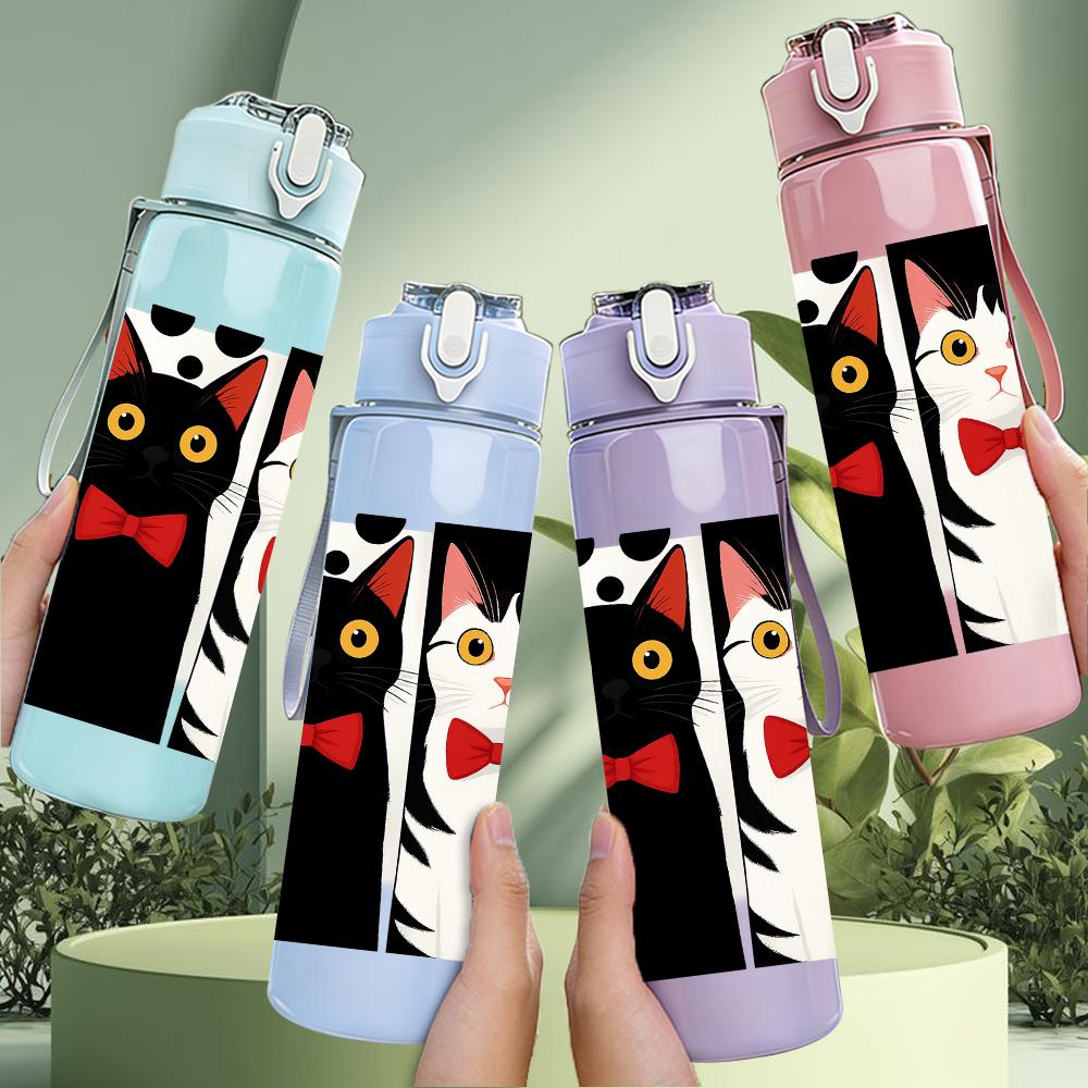 1PC Two Cats Bow Tie Bust 750ml Color Plastic Sports Water Bottle Leakproof Flip Straw Lid For Sports Office Home Use