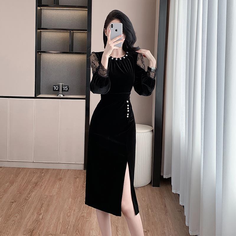 2025 Elegant Velvet Waist-Slimming Dress
