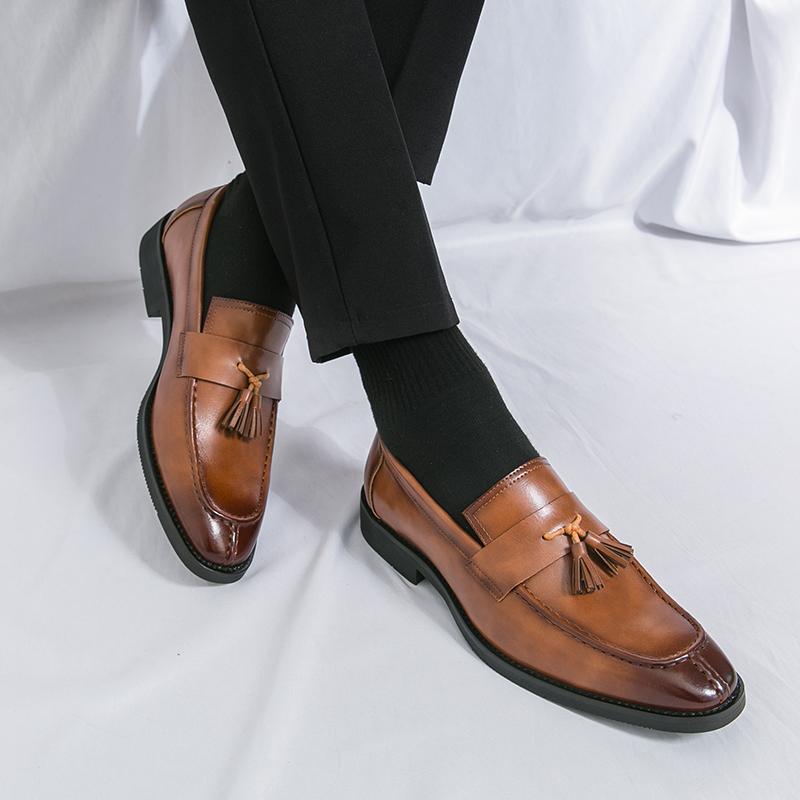 Brand Leather Shoes Business Formal Pointed Toe Slip-On Tassel Loafers Shoes British Style Casual Breathable Mens Leather Shoes