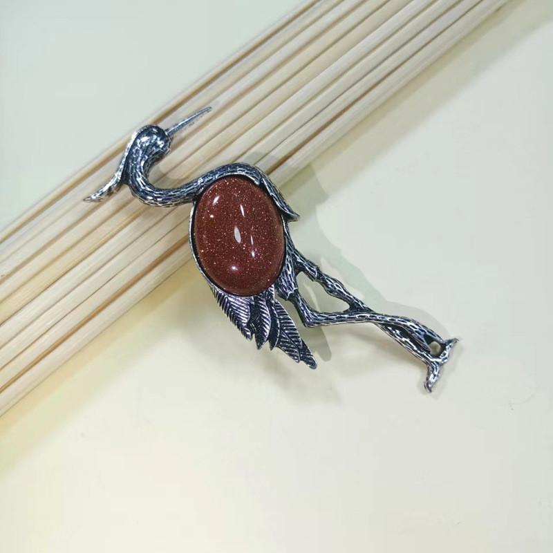 Fairy Tale Animal Brooch Pendant In Purple Crystal And Agate For Fashion Lovers