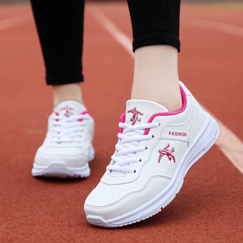 Brand sports and leisure women's shoes Lightweight non-slip soft-soled running shoes Wear leather waterproof shoes in rainy days in spring and autumn