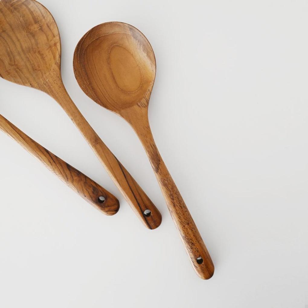 

Among the Romwood Indiantique wooden stir-fry spatulas
