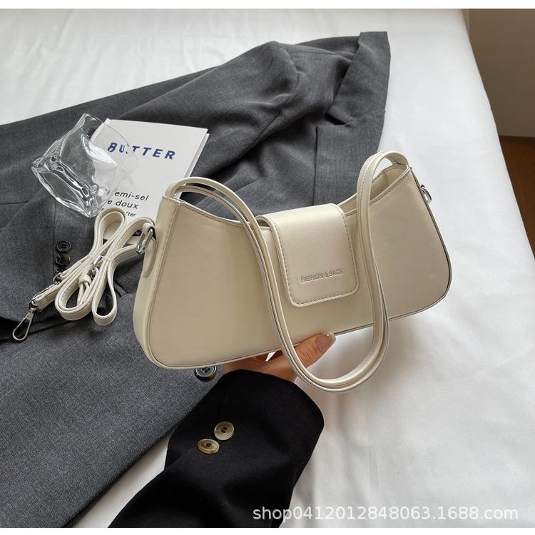 Fashion niche underarm bag women's 2025 new French light luxury shoulder messenger bag foreign style work commuter bag