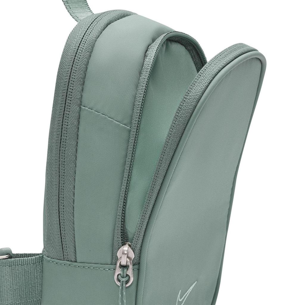 Nike Commuter Everyday Crossbody Bag