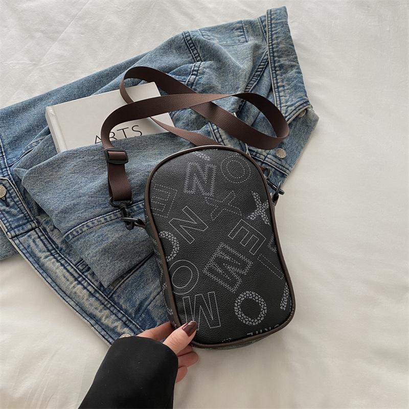 

2025 Новый Модный Тренд Алфавит Женская Сумка Модная Универсальная Сумка Через Плечо Кроссбоди Премиум Сумка для Мобильного Телефона чёрный