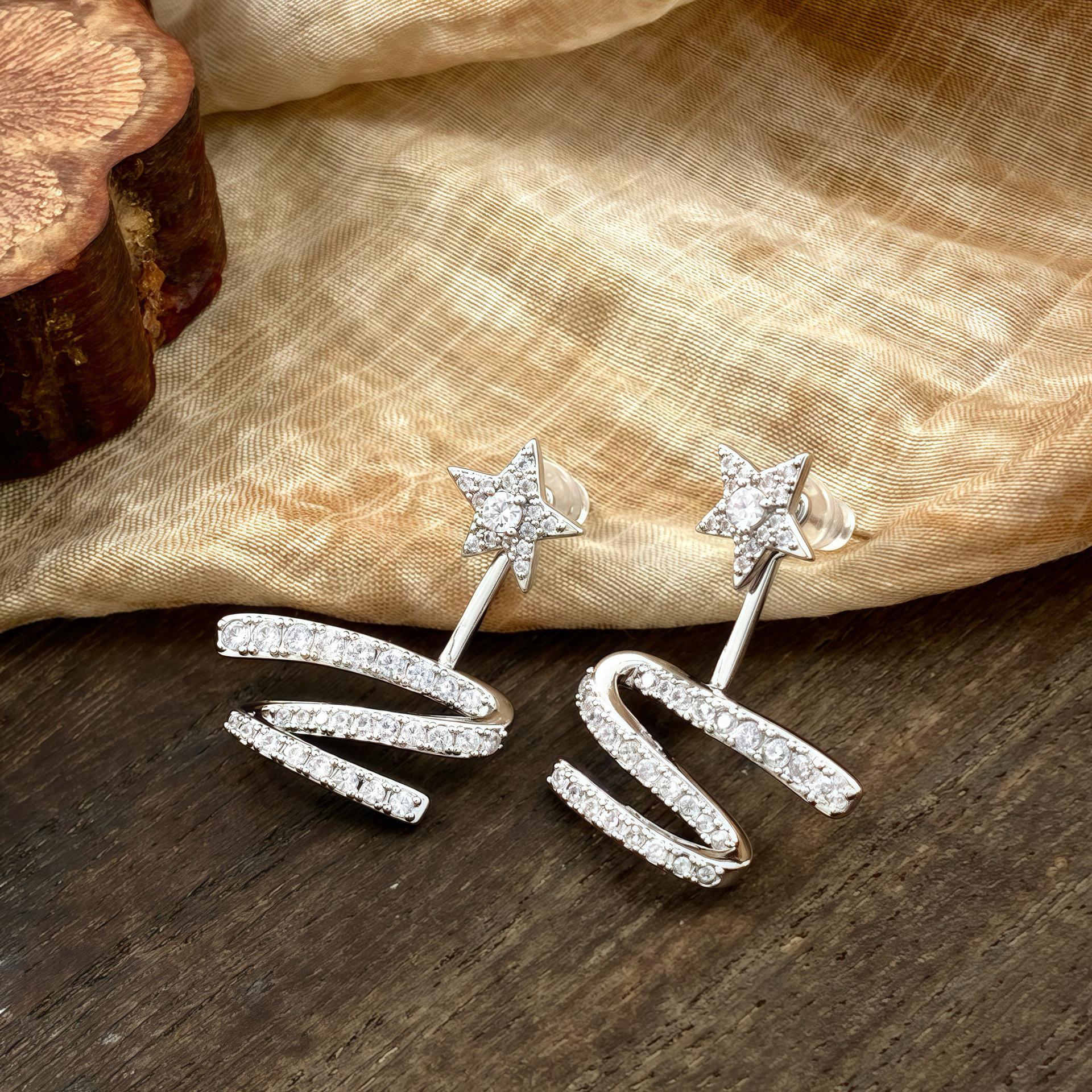 

Новая Мода Дизайн Высокого Класса Блестящие Серьги-Пусеты Звезда - Изысканные Универсальные Украшения для Ушей с Микро-Паве