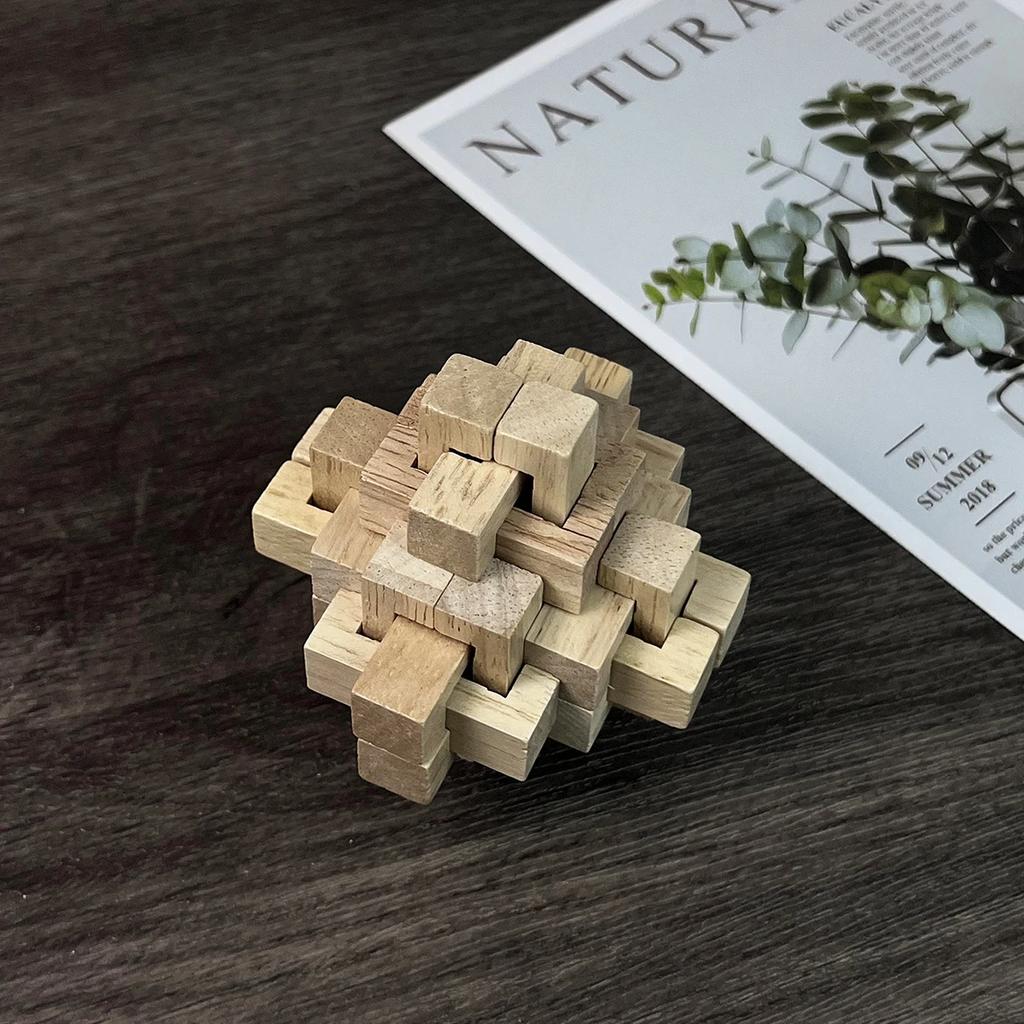 1pc-Wooden Kongming Lock Puzzle Toys - Enhances Cognitive Ability, and Boosts Creativity - Ideal for Learning and Entertainment