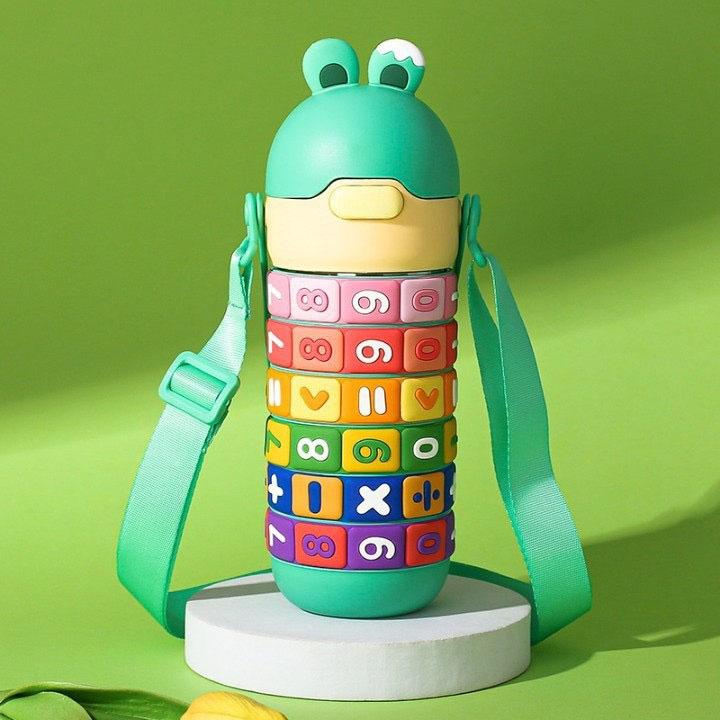 

Creative Kids Thermal Bottle Digital Puzzle Insulated Water Bottle Anti-Drop Portable Cartoon Straw Cup For Kindergarten Student 430ml зелёный
