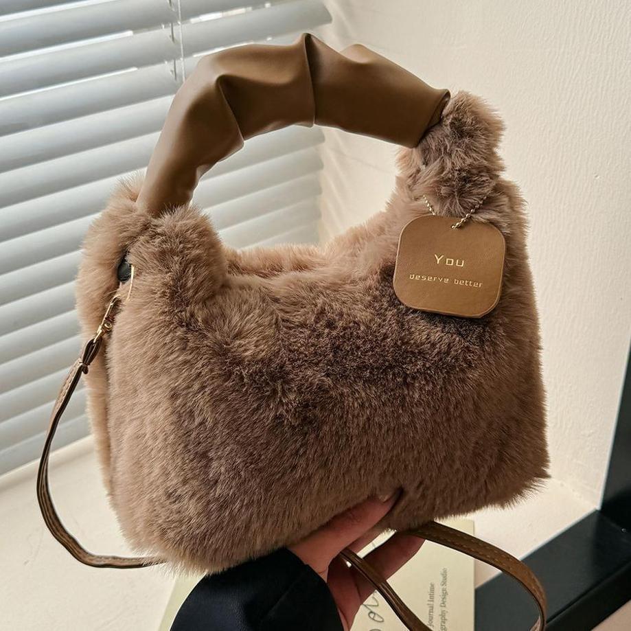1 Pcs Fashionable Plush Messenger Bag Imitation Fur Women's Bag Autumn And Winter Retro Handbag Lady Plush Handbag Party