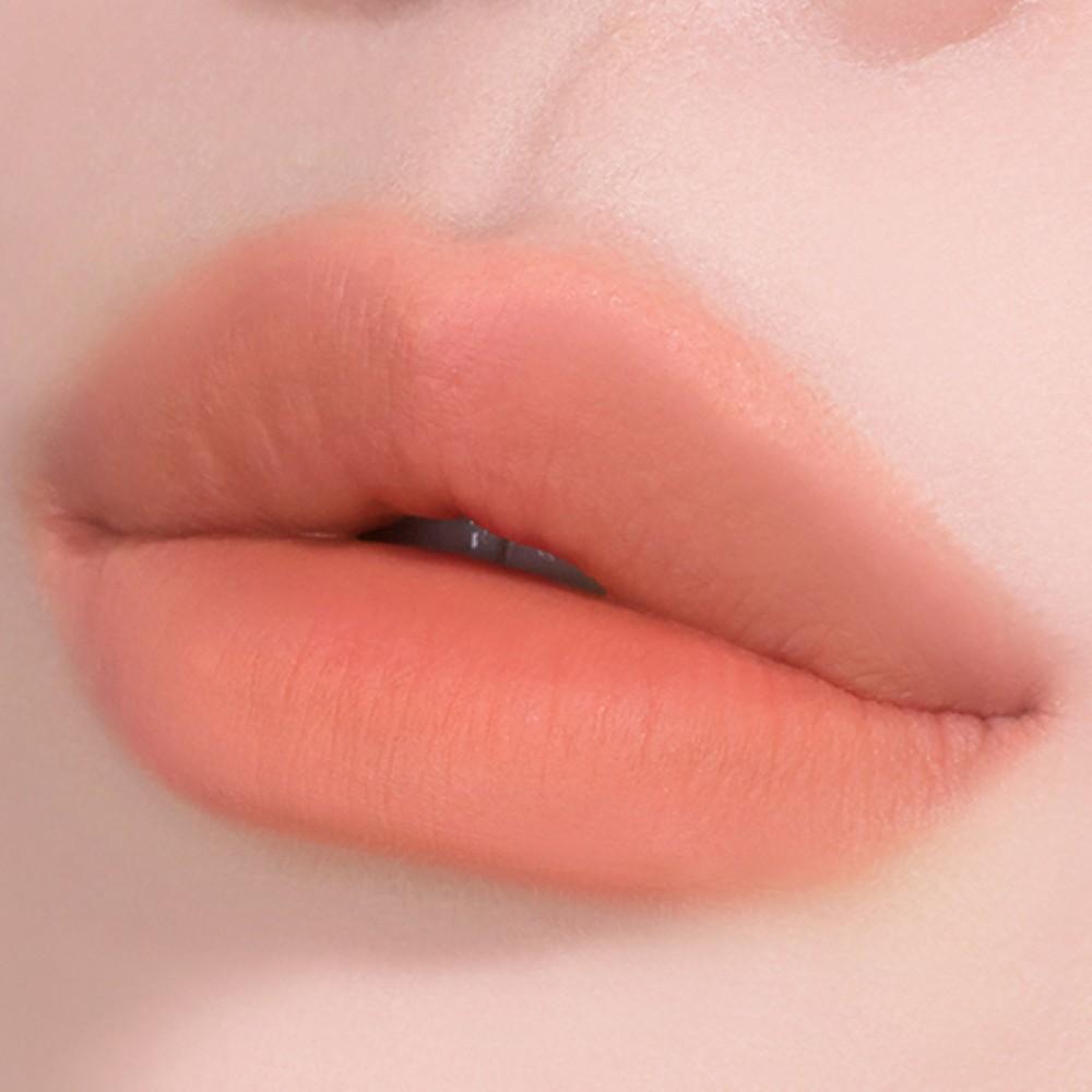 

CLIO Volumate Blur Tint/Gloss 3g 100 Fluffy Ginger