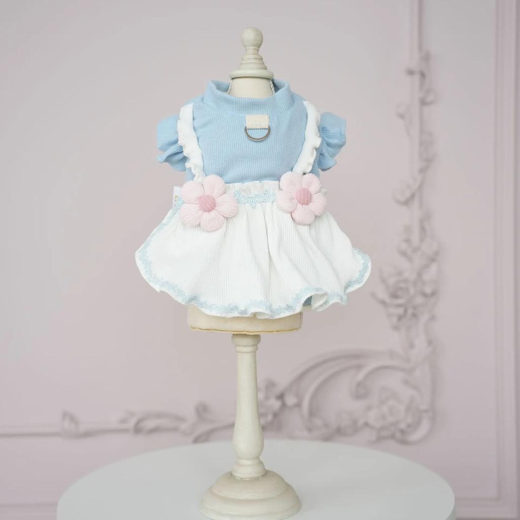 Small and Medium-sized Autumn and Winter Dog Clothing Dog Skirt Sunflower Thread Knitted Skirt Cat Cold Resistant Plush Skirt