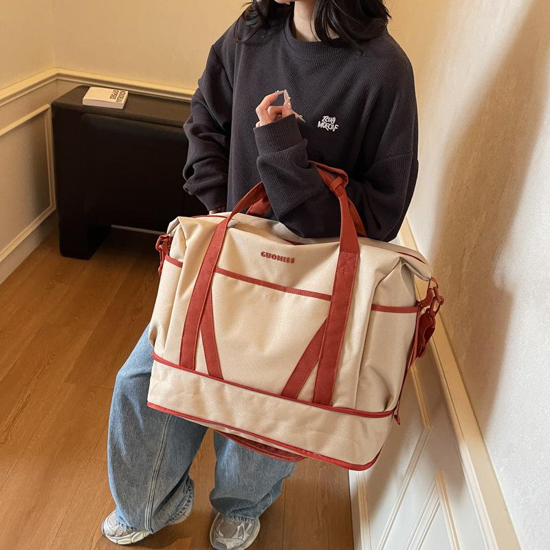 New expandable travel bag high value contrasting color travel boarding messenger bag casual yoga fitness bag women