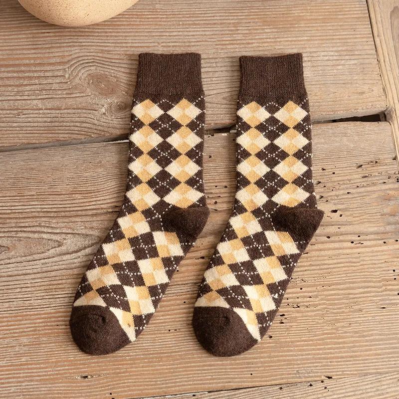 Retro Warm Middle Tube Women Socks Rhombus Harajuku Student Floor Sleeping Socks Autumn Winter Thermal Socks