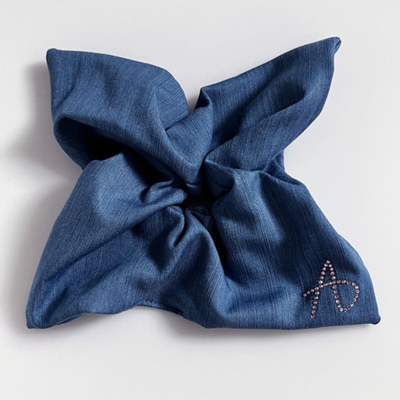 

Август Гармония Деним Квадратные Скранчи / Средний Голубой ONE