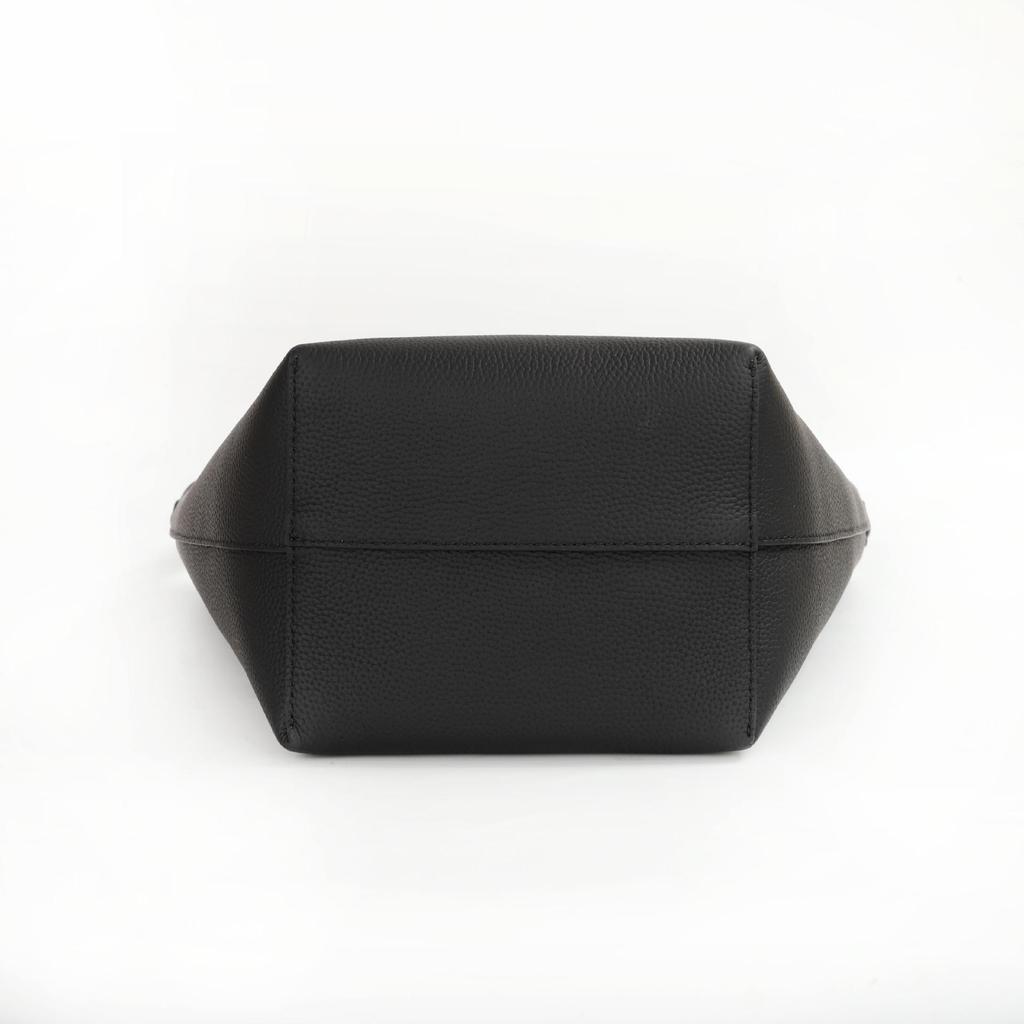 2025 Retro Women's Genuine Leather Bucket Tote Bag - Large Capacity Single Shoulder Bag