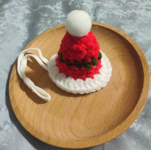 Valentine's Pearl Desktop Goose Set with Mini Knitted Hat & Adjustable Wings Clothing