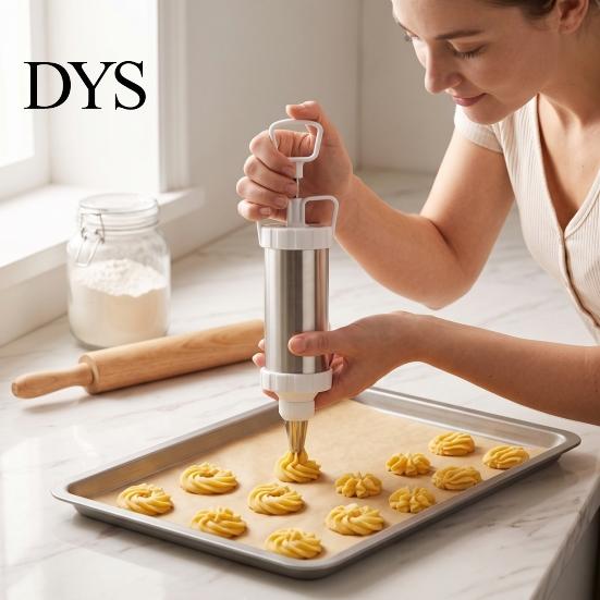 Cupcake-Frosting-Dekorierer Edelstahl-Kuchenglasur-Spender Set, Wiederverwendbare Backwerkzeuge mit Schaber und Küche für Desserts Austauschbare Düsen,