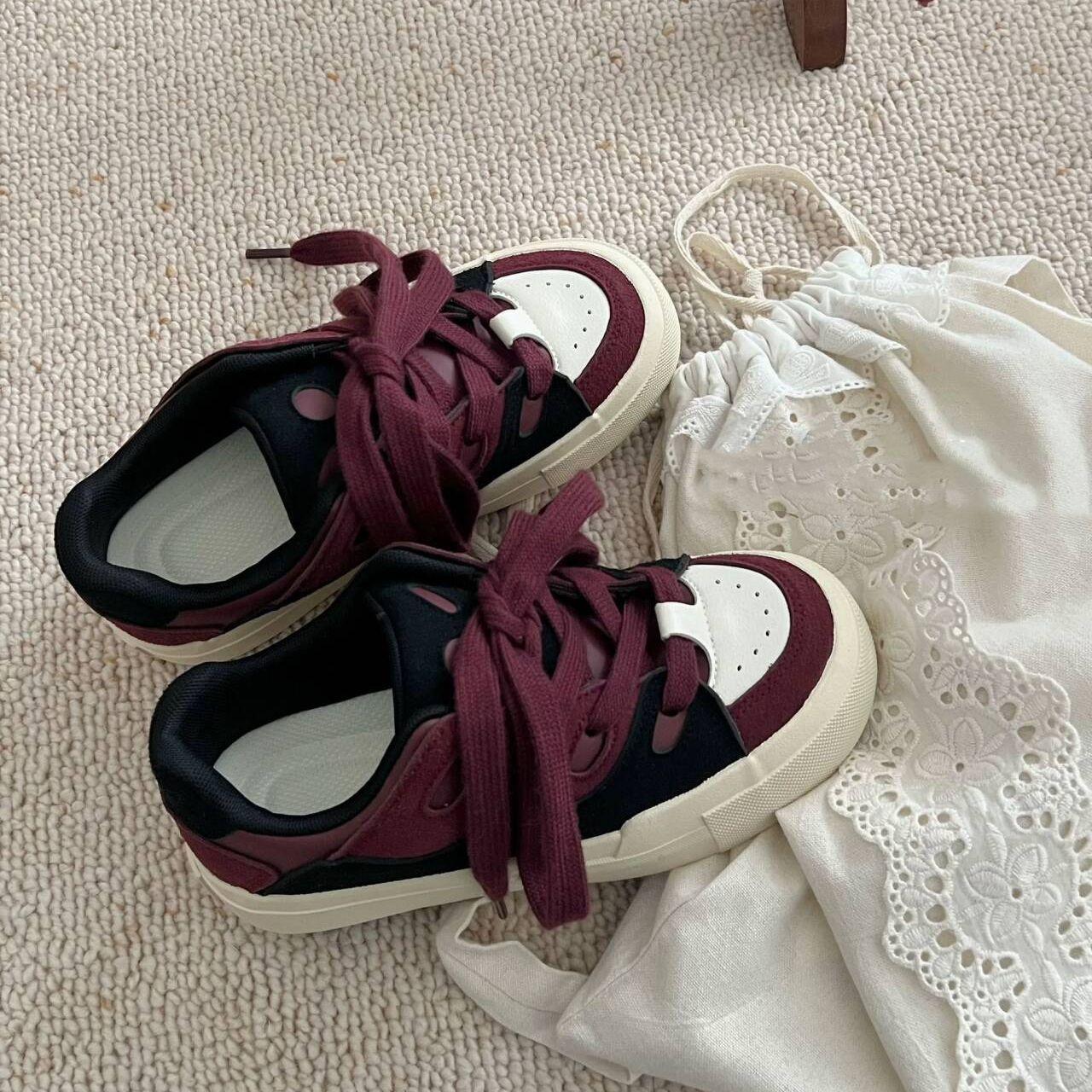 

Дофаминовые кеды женские 2025 весна новые хлебные туфли универсальные нишевые на толстой подошве с увеличением роста спортивные и для отдыха белые туфли 40