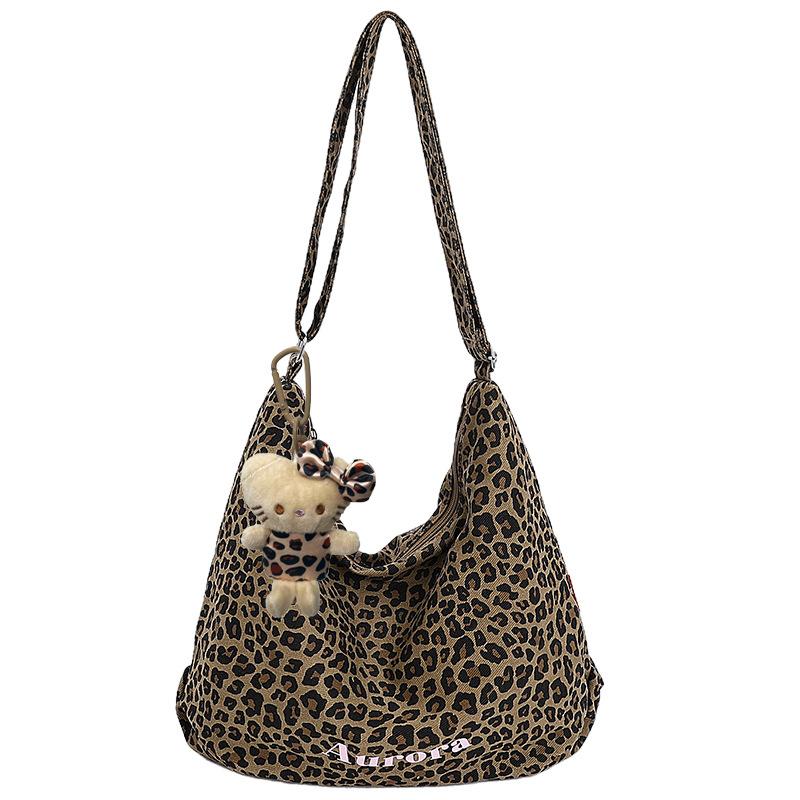 2025 Fall/Winter New Casual Leopard Print Shoulder Bag Large Capacity Canvas Tote Bag Women's Casual Commuter Armpit Bag