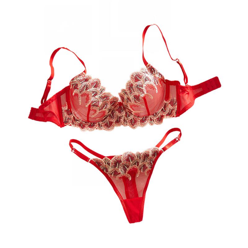 Europäisches & Amerikanisches Rotes Netz Besticktes Sexy Dessous-Set mit Durchsichtigem Blütenblatt-Höschen