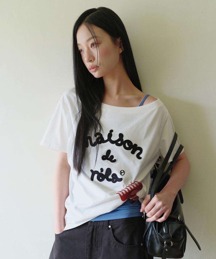 ROLAROLA Maison De Rola Embroidery Off Shoulder T-Shirt Off White