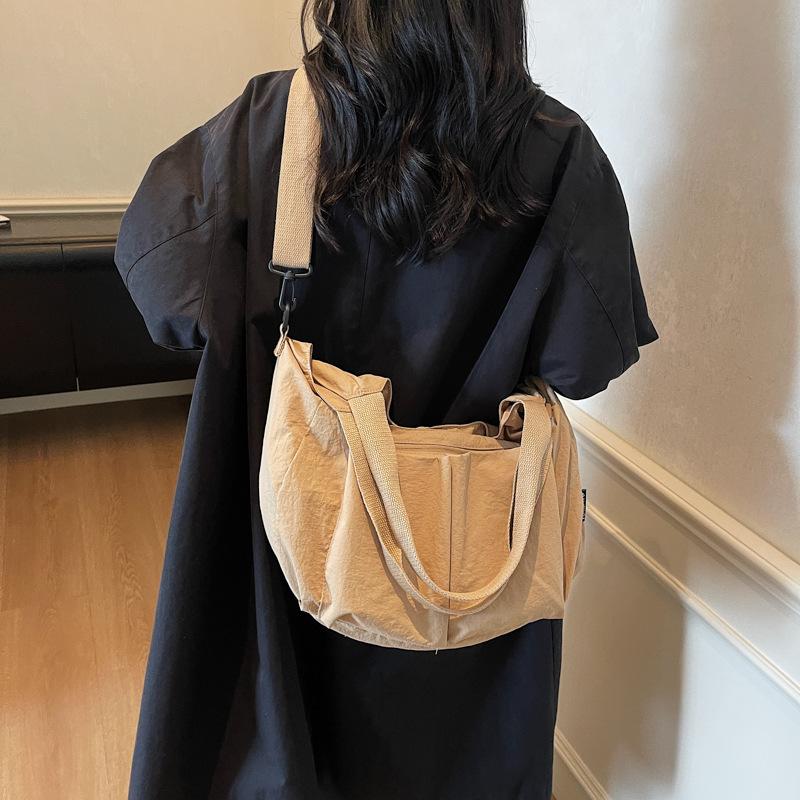 Bag Large Capacity Women's Canvas Tote Bag 2025 New Simple Tote Bag Versatile Shoulder Crossbody Travel Backpack