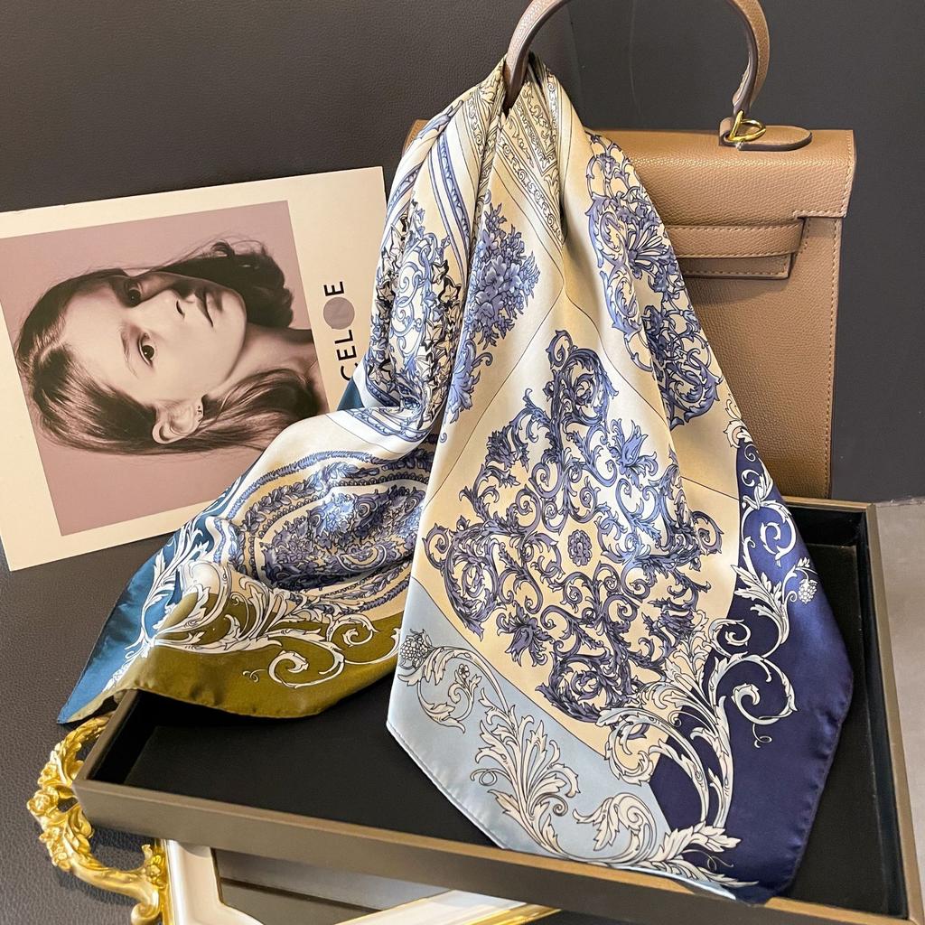  New Luxury Brand 70X70CM Shawls Floral Stripe Print Scarf Headcloth Small Fashion Silk Scarves Bandanna Foulard Hijab