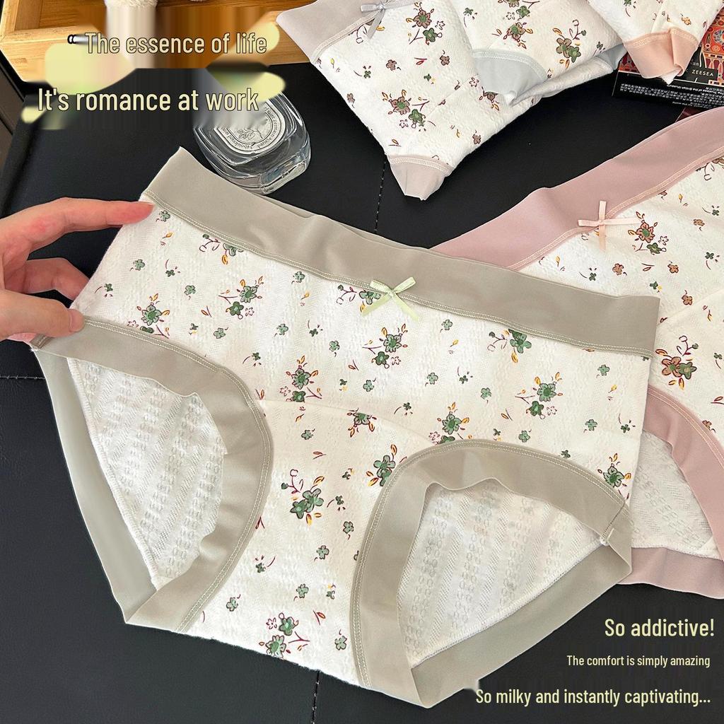 Autumn-Winter Baby Cotton Floral Girly Japanese Cute Mid-Waist Soft Women's Triangle Underwear