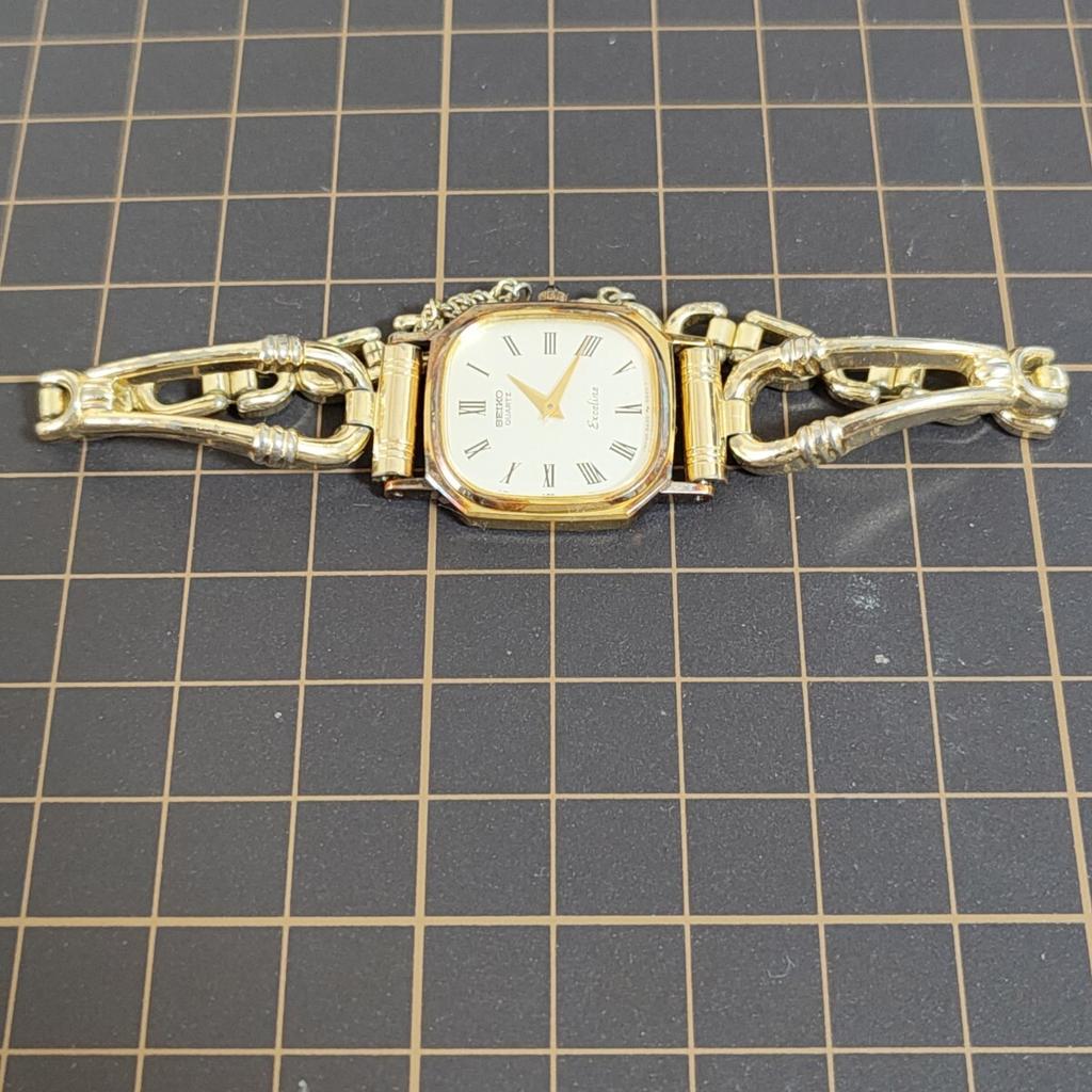 SEIKO EXCELINE Management Code K26Z [Working Condition] Ladies' Watch, Gold