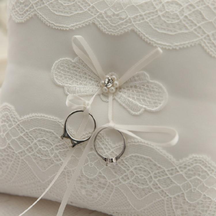 Délicat Cérémonie de Mariage Fête Perles Dentelles Anneaux Oreillers Coussins Porteurs pour Fiançailles Demande en Mariage Décoration Blanc