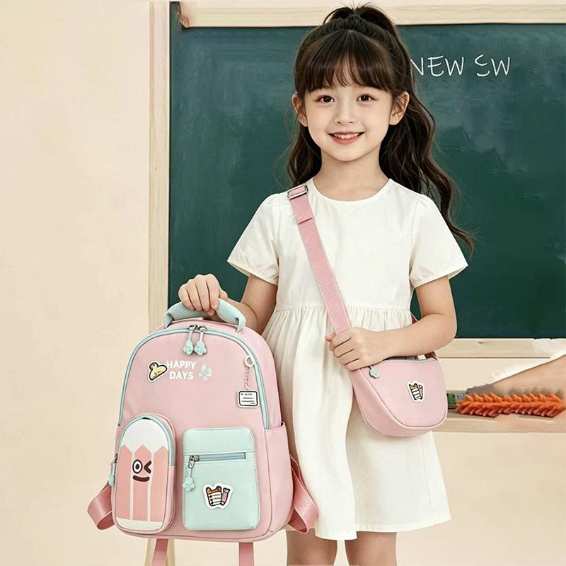Schoolbag kindergarten schoolbag cartoon color matching middle and large class baby schoolbag preschool children backpack children's schoolbag