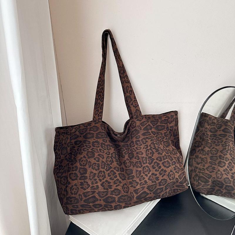 

Handbags Leopard Design Simple Fashion Big Capaity Underarm Bags for Women Travel Tote Bags Lady Shopper Shoulder Bag 47x14x38cm леопардовий