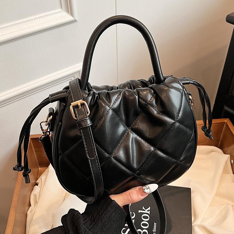 

Корейская универсальная сумка-ведро, летняя новая сумка через плечо с завязками, мягкая текстура ПУ, женские сумки, тренд