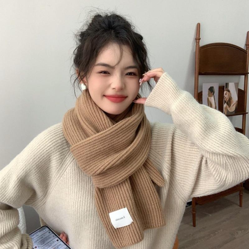 Cachecol de lã espessada vermelha de inverno para mulheres - versão coreana 2023