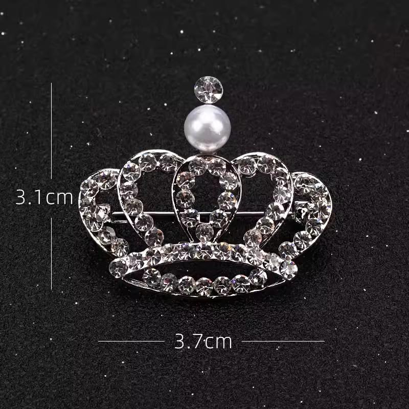 Three-dimensional Crown Brooch, High-end Feminine Collar Pin, Formal Brooch, Sweater and Suit Pin