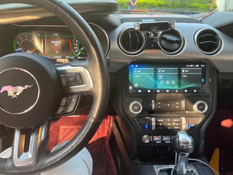 15-19 Ford Mustang Navigační systém Android s velkou obrazovkou a 360° panoramatickou couvací kamerou