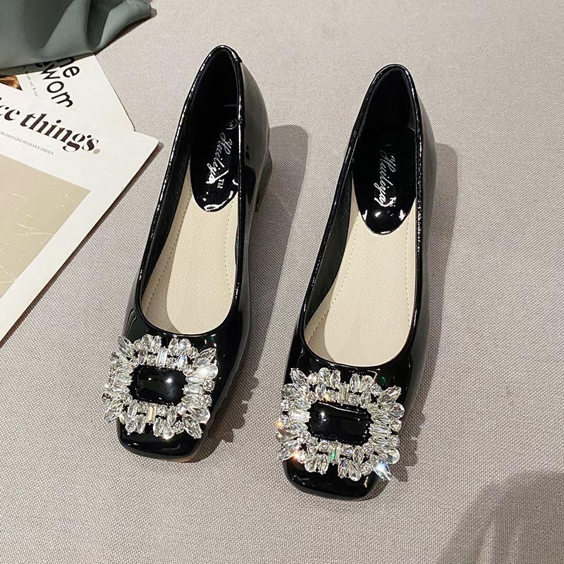 Square Buckle Rhinestone Thick Heel Single Shoes Women's New Patent Leather Square Head Shallow Mouth Shoes Medium Heel Commuter Shoes