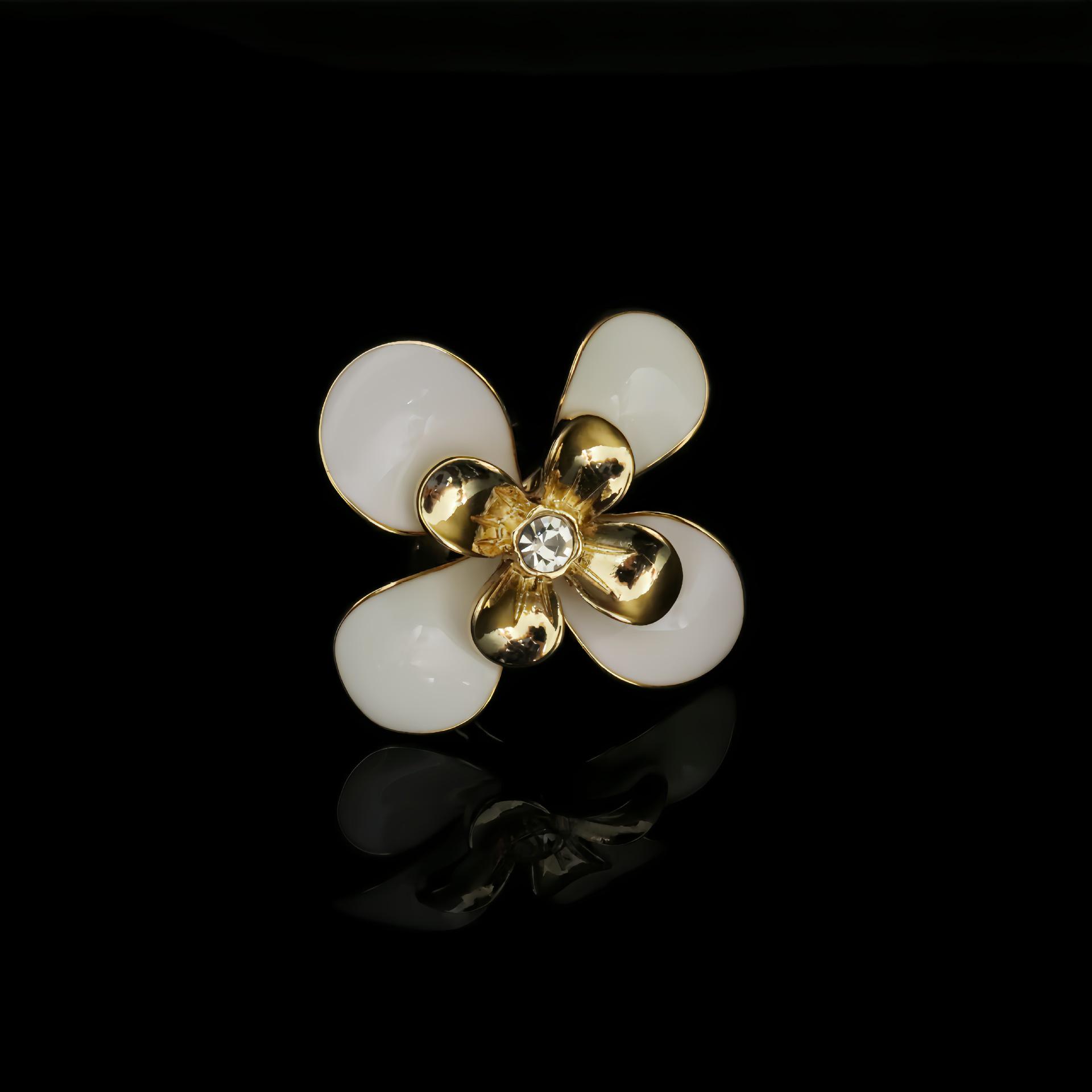Elegant Handmade White Flower Stud Earrings  Enamel Ring Set