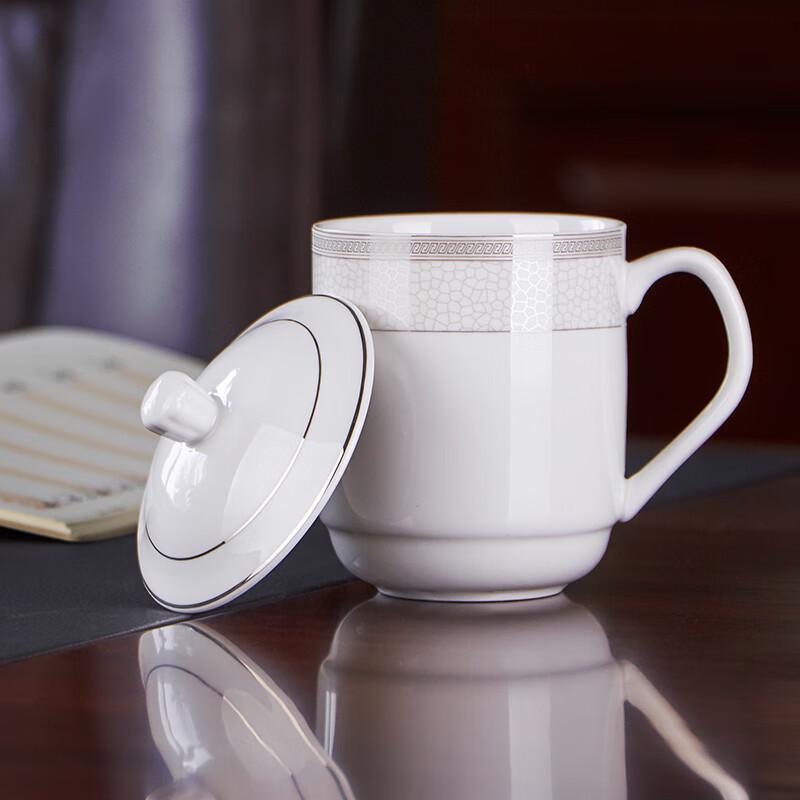 Jieya Jie A486 Ceramic Teacup with Lid