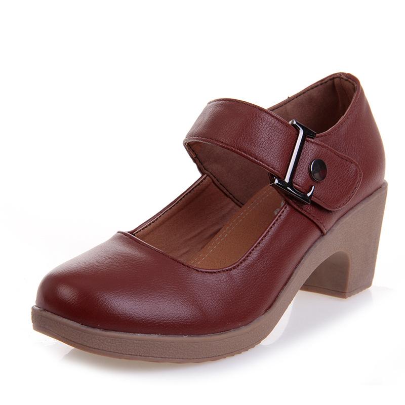 

Туфли для современных танцев на четыре сезона, новые туфли для танцев в стиле диско на липучке, женские туфли для танцев на мягкой подошве и среднем каблуке 42 коричневый