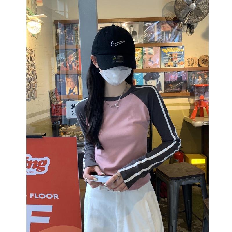 Contrasting color splicing long-sleeved bottoming shirt women's spring design bar bar sweet cool top slim T-shirt