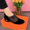 Sapatos de mulher – Sabrinas
