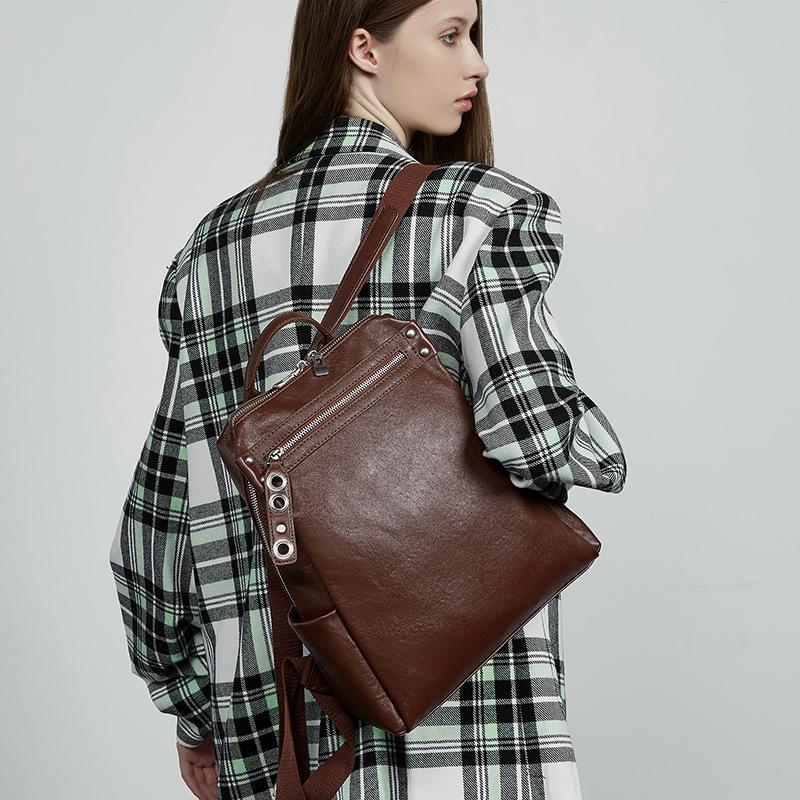 First-layer Vegetable-tanned Leather Backpack, Large-capacity Travel Light and Niche Leather Women's Bag, Business Trip Backpack
