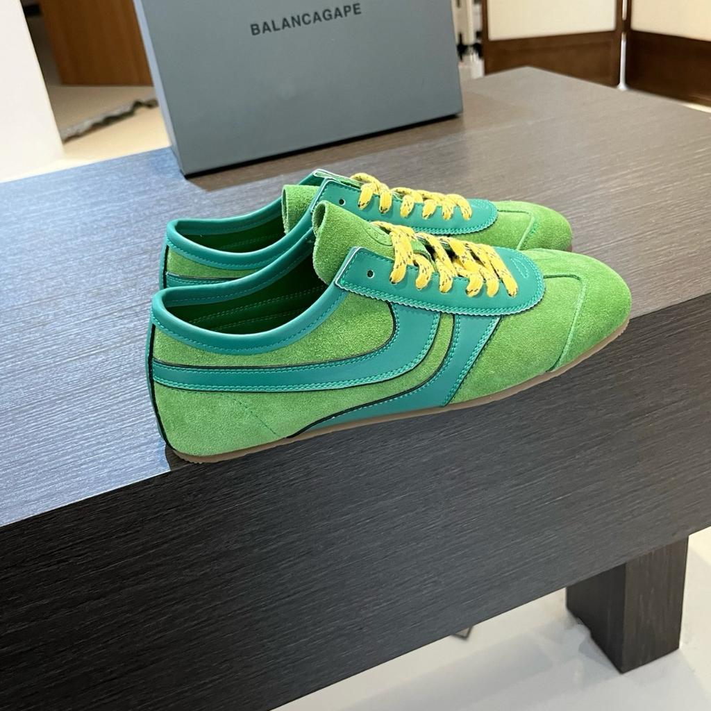 Genuine leather Forrest Gump shoes 2025 new versatile breathable soft sole pregnant women single shoes Internet celebrity fashion moral training casu