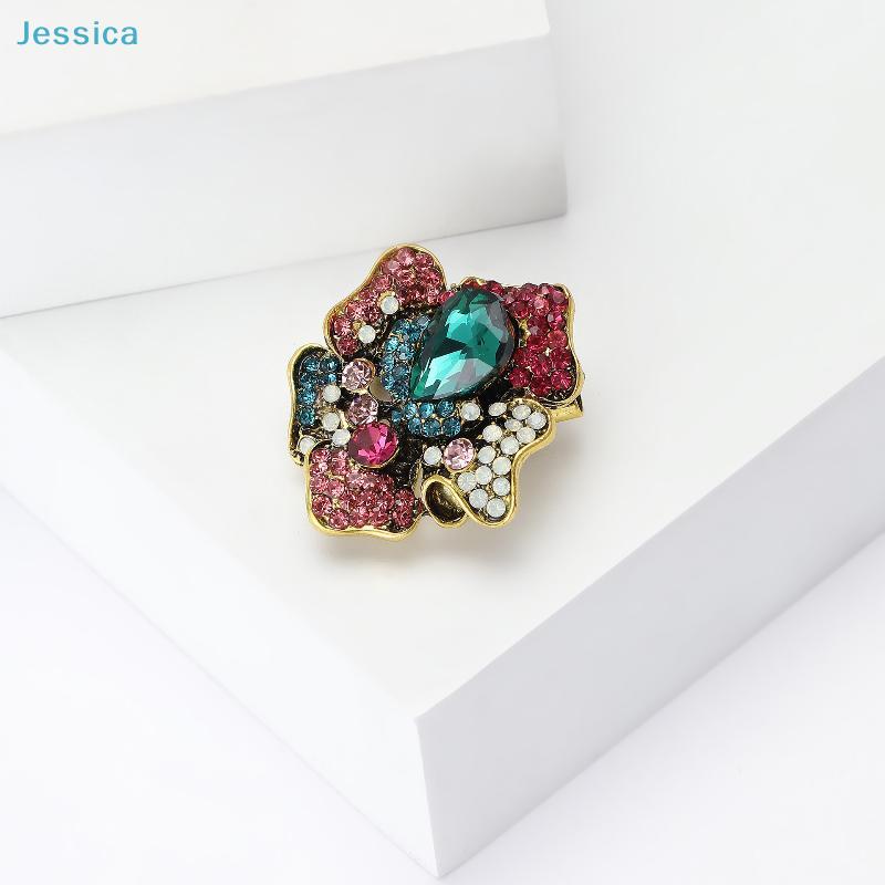 Korea Style Alloy Rhinestone Flower Brooch-Vintage Statement Pin For Women Clothing Coat Party Accessries Gifts